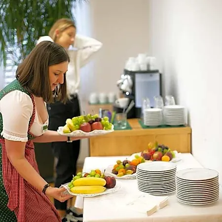 Brückenwirt Hotel 4*